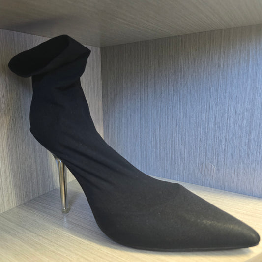 Black Sleeve High Heel